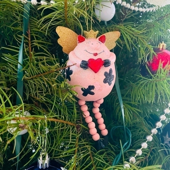 Christmas Ornament Very Funny Flying Pig Xmas Ornament Rare Pig w Wings Ornament - Picture 3 of 4